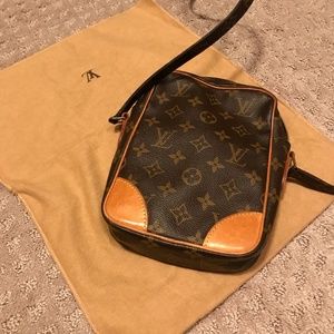 Louis Vuitton purse